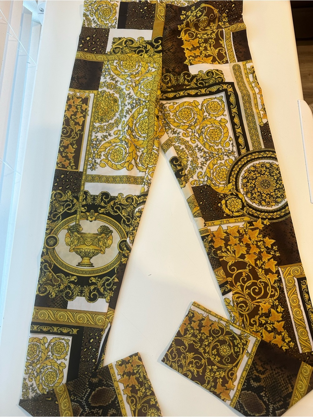 Versace Barocco patchwork print leggings Size 36 / XS / Small